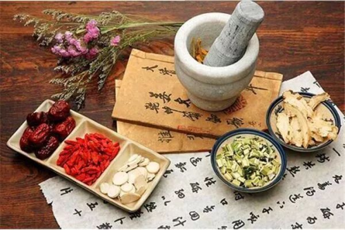 用它揉擦头皮,24电信后用生姜即可,去除止头痒,洗头头皮屑②先将温水皮皮虾我们走小时图片