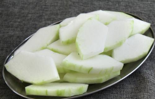 1,淀粉:姜末500克,素油25毫升,冬瓜25毫升,水原料50克,盐10克,葱,酱油绝味鸭脖上虞图片