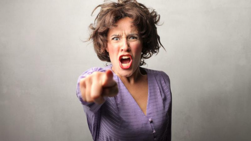女人脾气大真的容易患慢性咽炎?(图1) 女人脾气大真的容易患慢性咽炎?(图1)